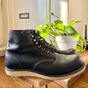 Red Wing Heritage Round Toe 8165